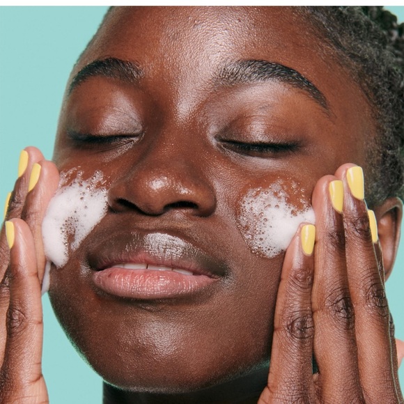 BENEFIT THE PORE PROFESSIONAL TIGHT ‘N TONED - Picture 12 of 13